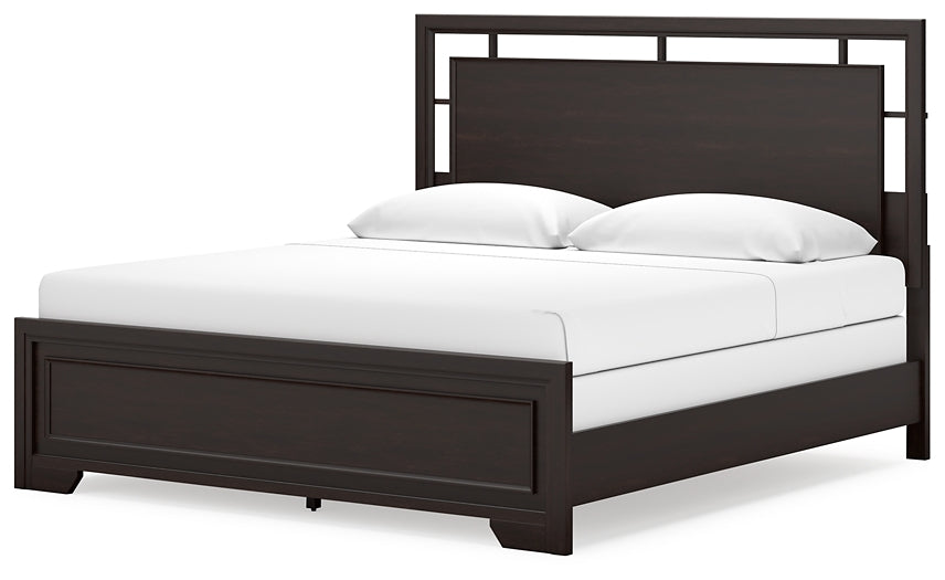 Covetown King Panel Bed with Mirrored Dresser and Nightstand