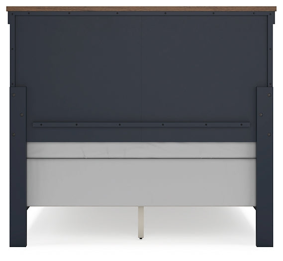 Landocken Full Panel Bed with Mirrored Dresser