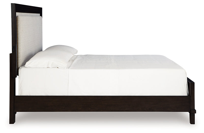 Neymorton Queen Upholstered Panel Bed with Dresser