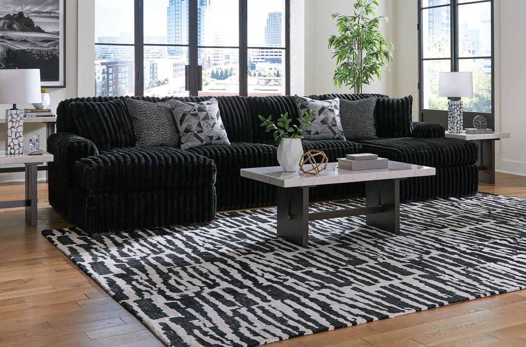 Midnight-Madness 3-Piece Sectional with Chaise
