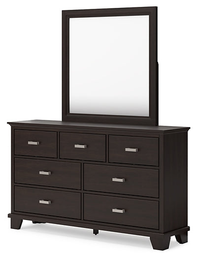 Covetown Full Panel Bed with Mirrored Dresser and Chest